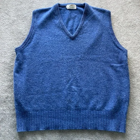 Smiths of Bermuda Vest Womens 44 XL Pullover Sweater V-Neck 100% Lambswool - Picture 1 of 3